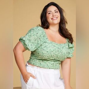 NWT Her Universe STAR WARS The Mandalorian Grogu Plus Size Crop Top